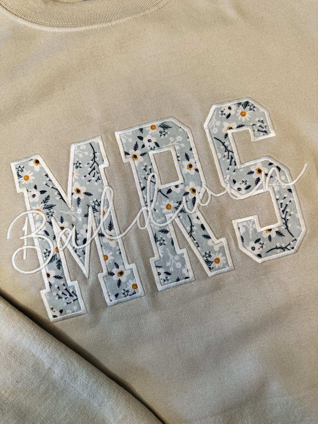 MRS Appliqué Embroidered Crewneck