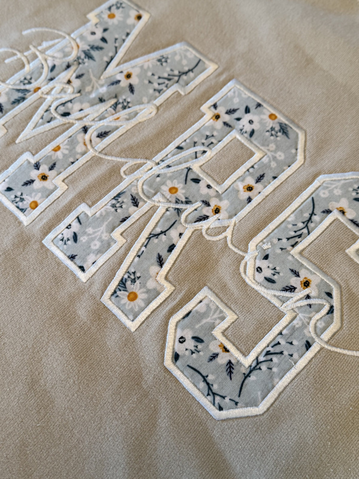 MRS Appliqué Embroidered Crewneck
