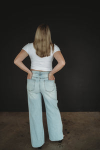 90's Baby Wide Jeans